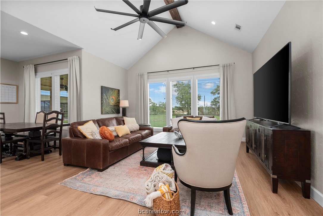 914 Axis Lane Franklin, TX 77856 - Photo 19 of 50