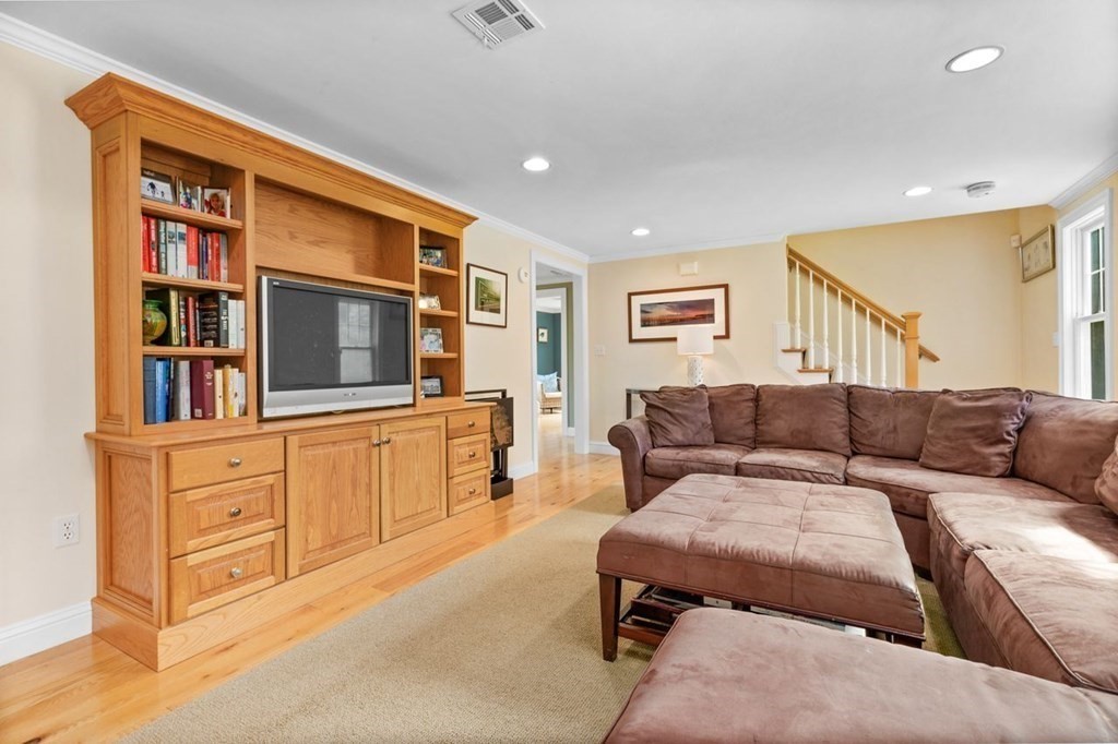 121 Riverside Drive Norwell, MA 02061 - Photo 17 of 42 Gallery Image 17