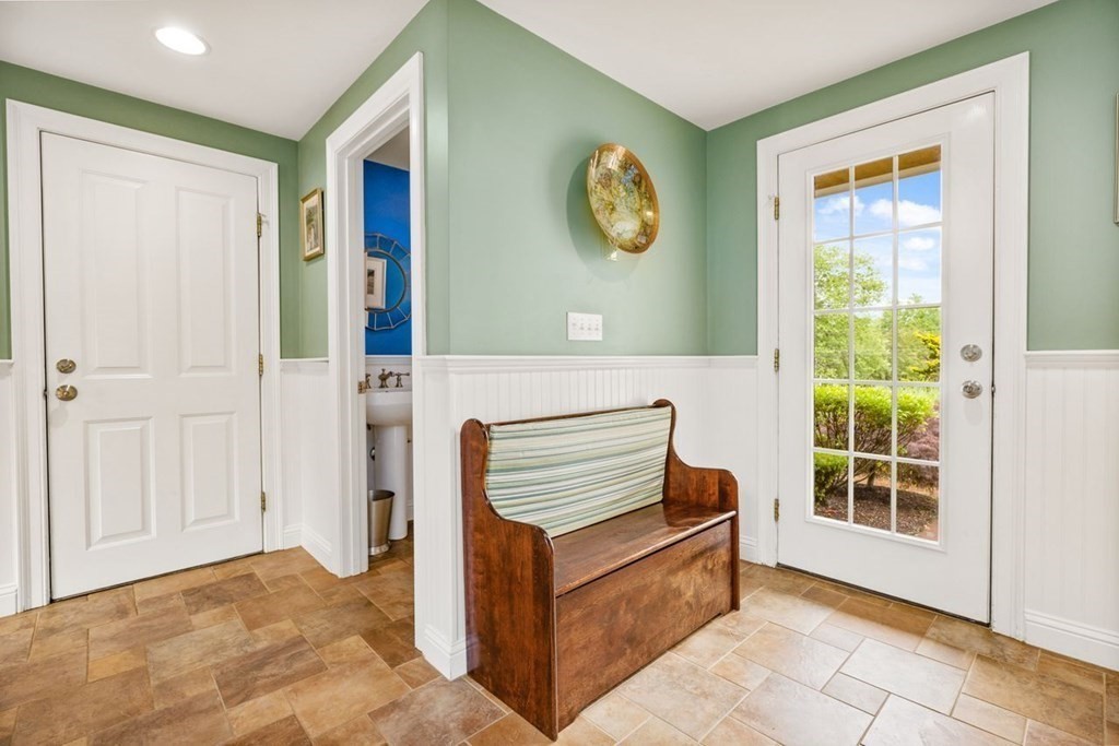 121 Riverside Drive Norwell, MA 02061 - Photo 18 of 42 Gallery Image 18