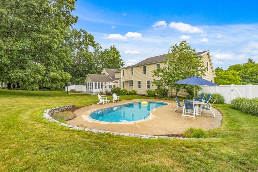 121 Riverside Drive Norwell, MA 02061 - Photo 38 of 42 Gallery Image 38