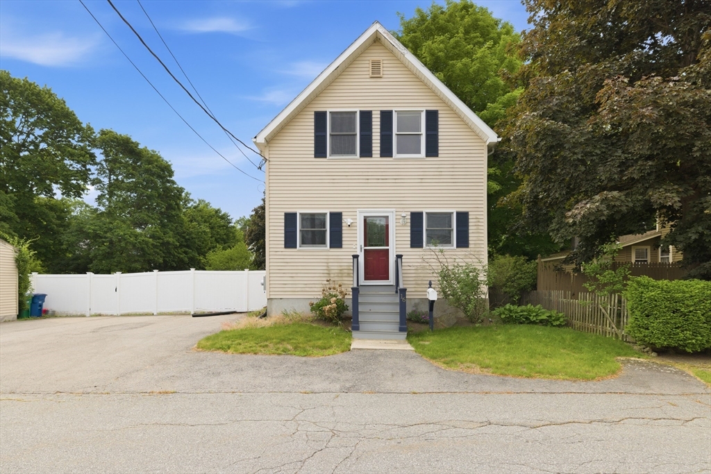 16 Elm Street Reading, MA 01867 - Photo 36 of 42