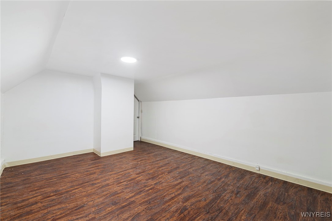 157 15th Street Buffalo, NY 14213 - Photo 18 of 22