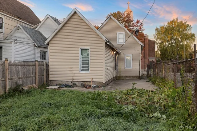 $129,999 | 157 15th Street, Buffalo, NY 14213