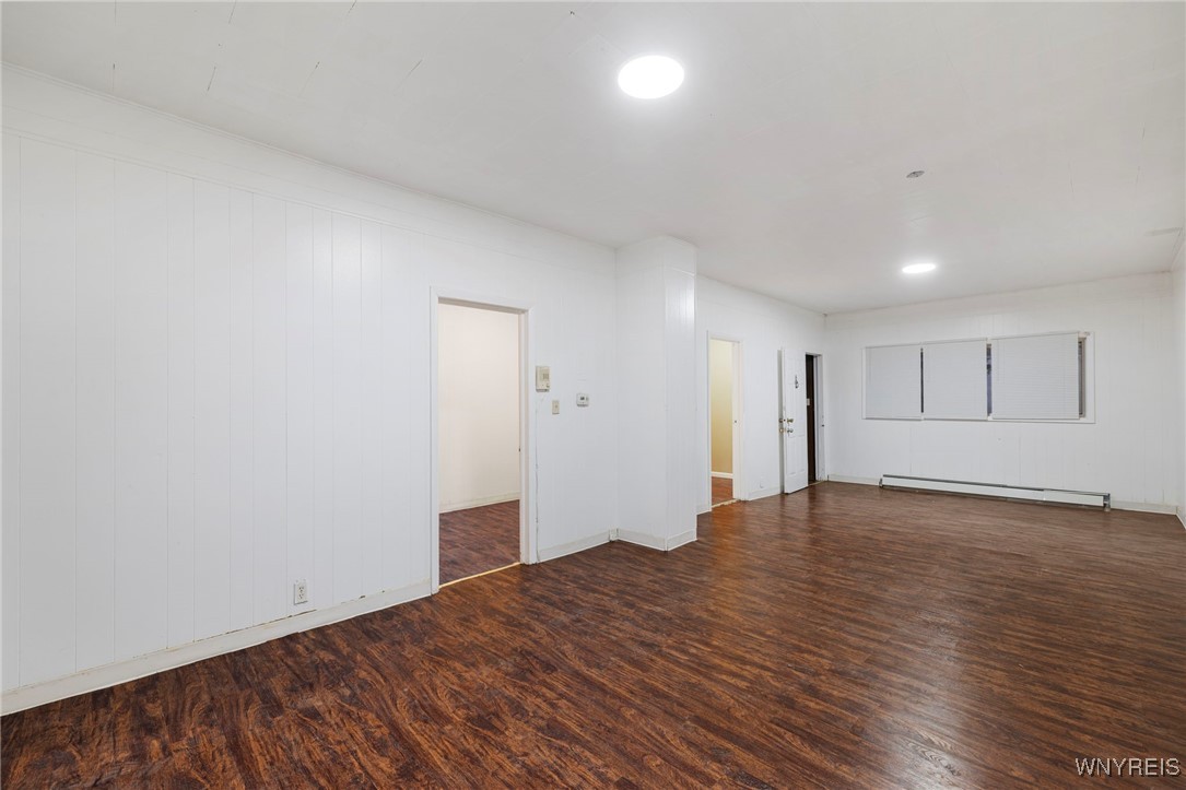 157 15th Street Buffalo, NY 14213 - Photo 5 of 22