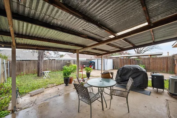 a outdoor view with a sitting space