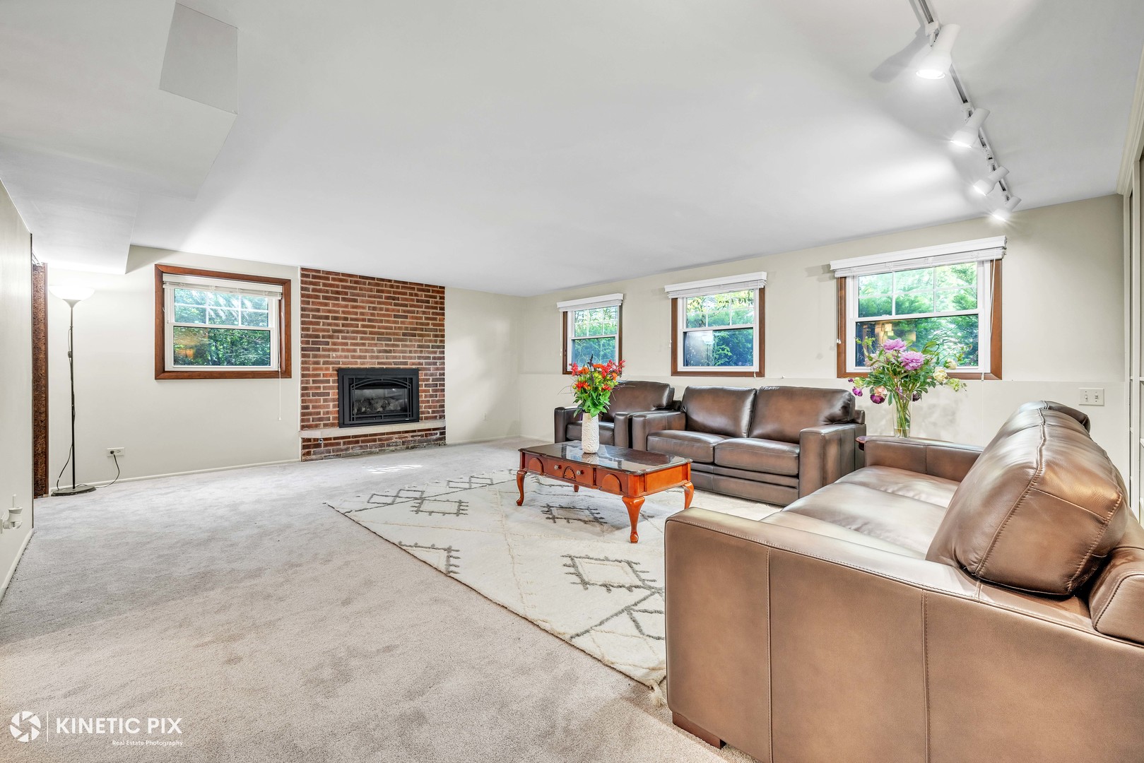 1213 Ryson Court Wheaton, IL 60189 - Photo 20 of 36 Gallery Image 20