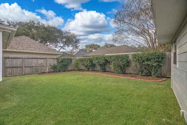 $2,500 | 21610 Emerald Ridge Circle, Katy, TX 77450