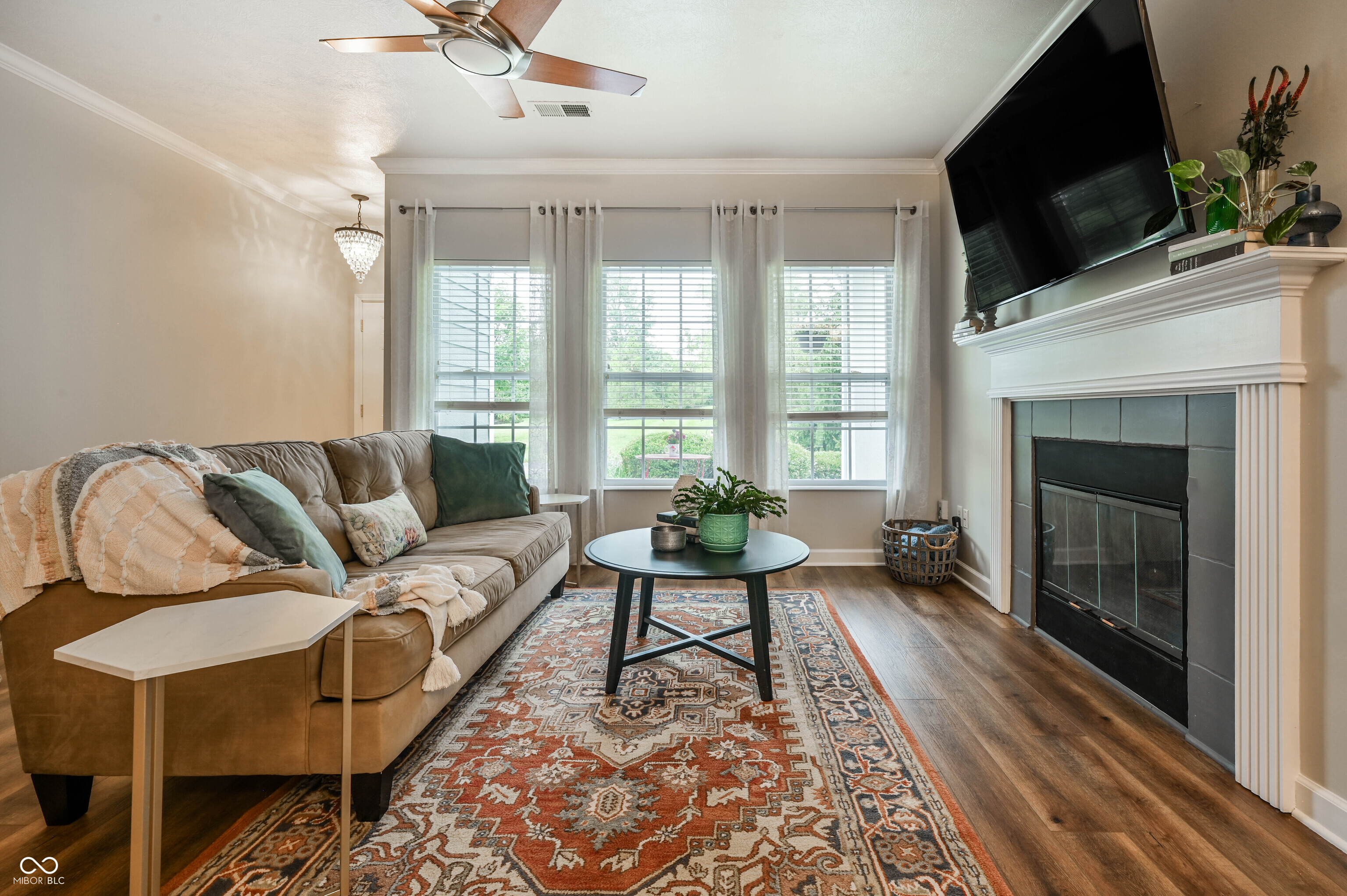 1025 Falcon Ridge Carmel, IN 46280 - Photo 6 of 40 Gallery Image 6