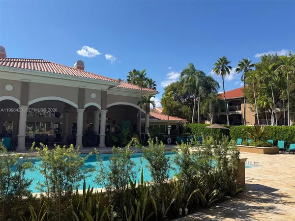 $315,000 | 200 Southwest 117th Terrace, Unit 10103, Pembroke Pines, FL 33025