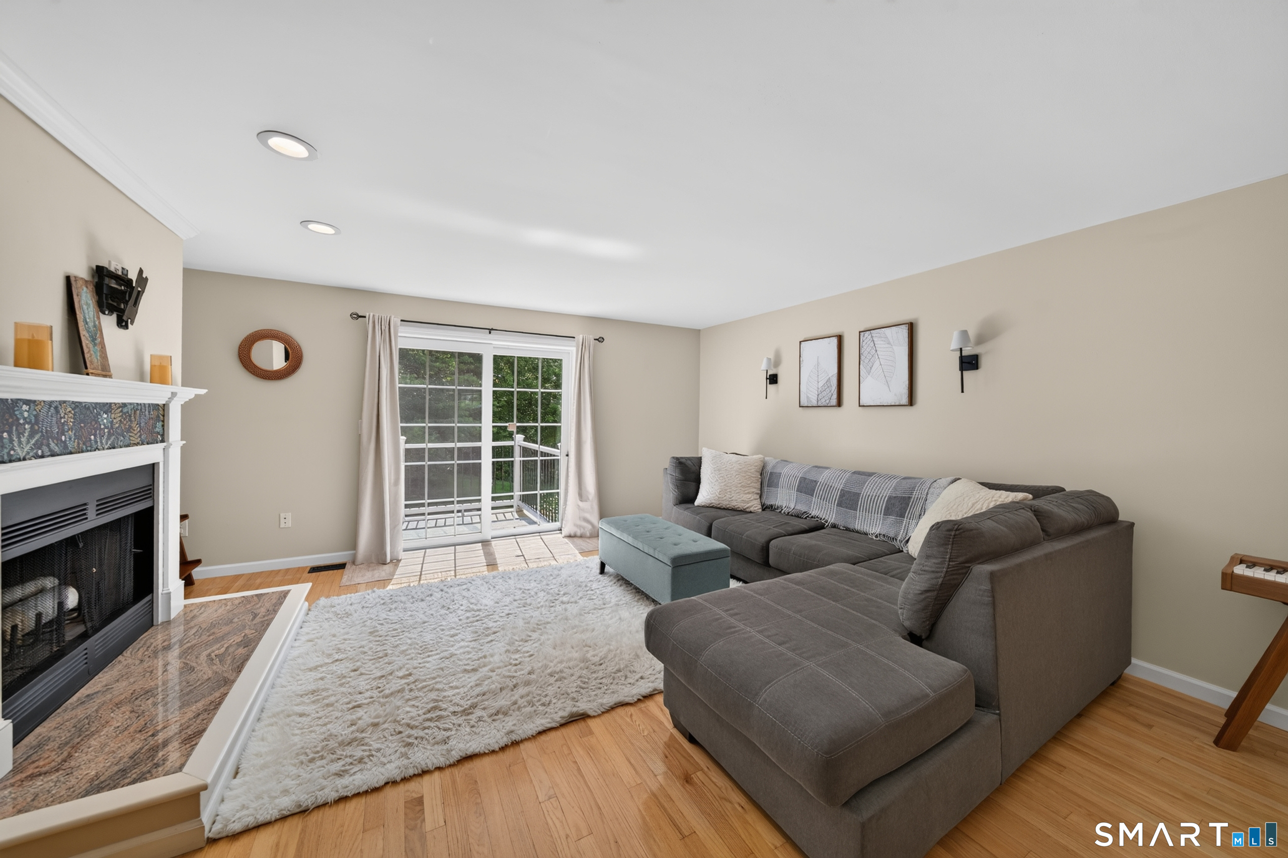 835 Long Hill Road Middletown, CT 06457 - Photo 10 of 38