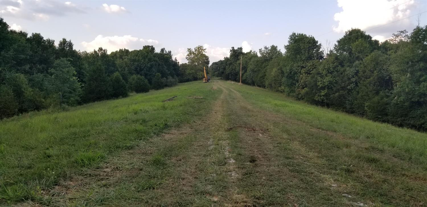 1195 Tracy Road Lawrenceburg, KY 40342 - Photo 2 of 28 Photo 2