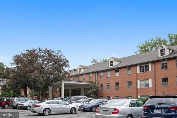$3,700 | 5301 Westbard Circle, Unit 419, Bethesda, MD 20816