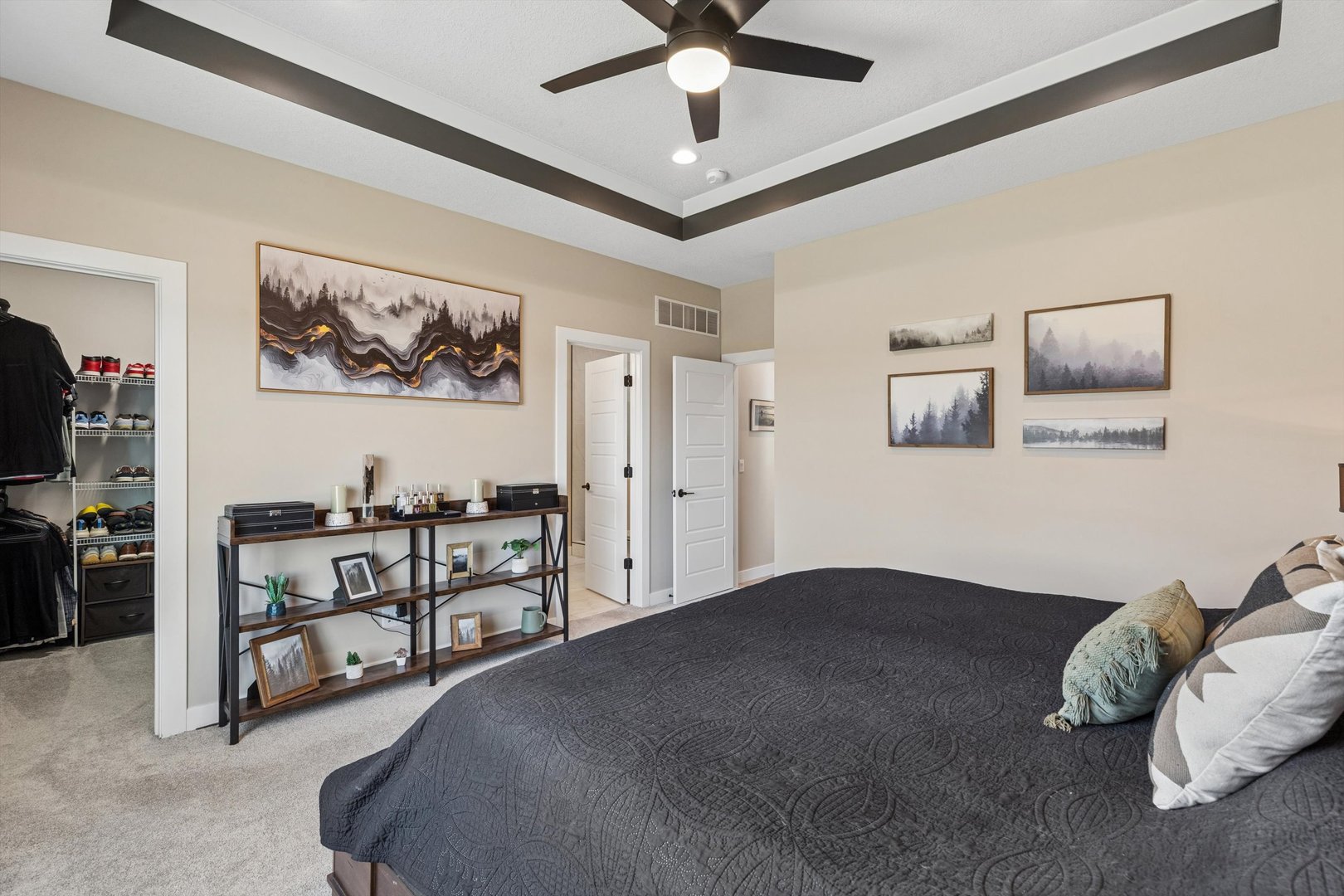 1207 Colonial Court Eldridge, IA 52748 - Photo 32 of 49