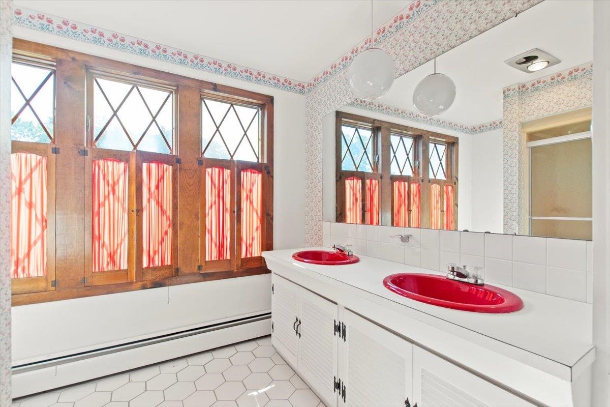 9 Stonehedge Drive Bennington, VT 05201 - Photo 25 of 40