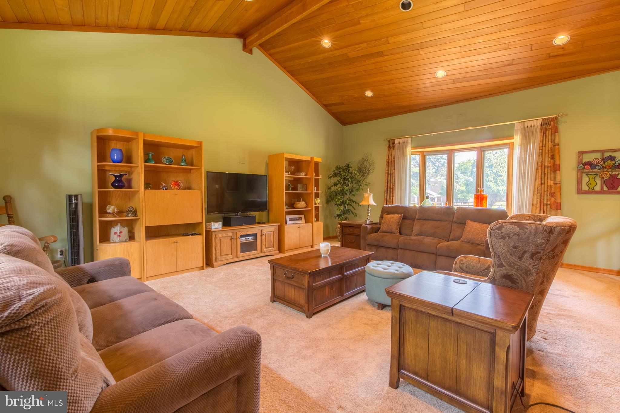 1105 Edgewood Road Yardley, PA 19067 - Photo 15 of 29 Gallery Image 15