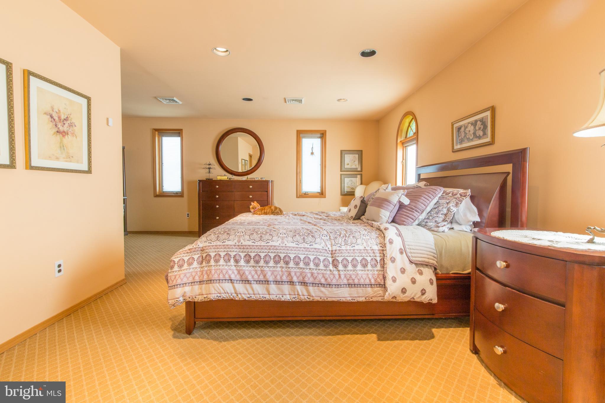 1105 Edgewood Road Yardley, PA 19067 - Photo 19 of 29 Gallery Image 19