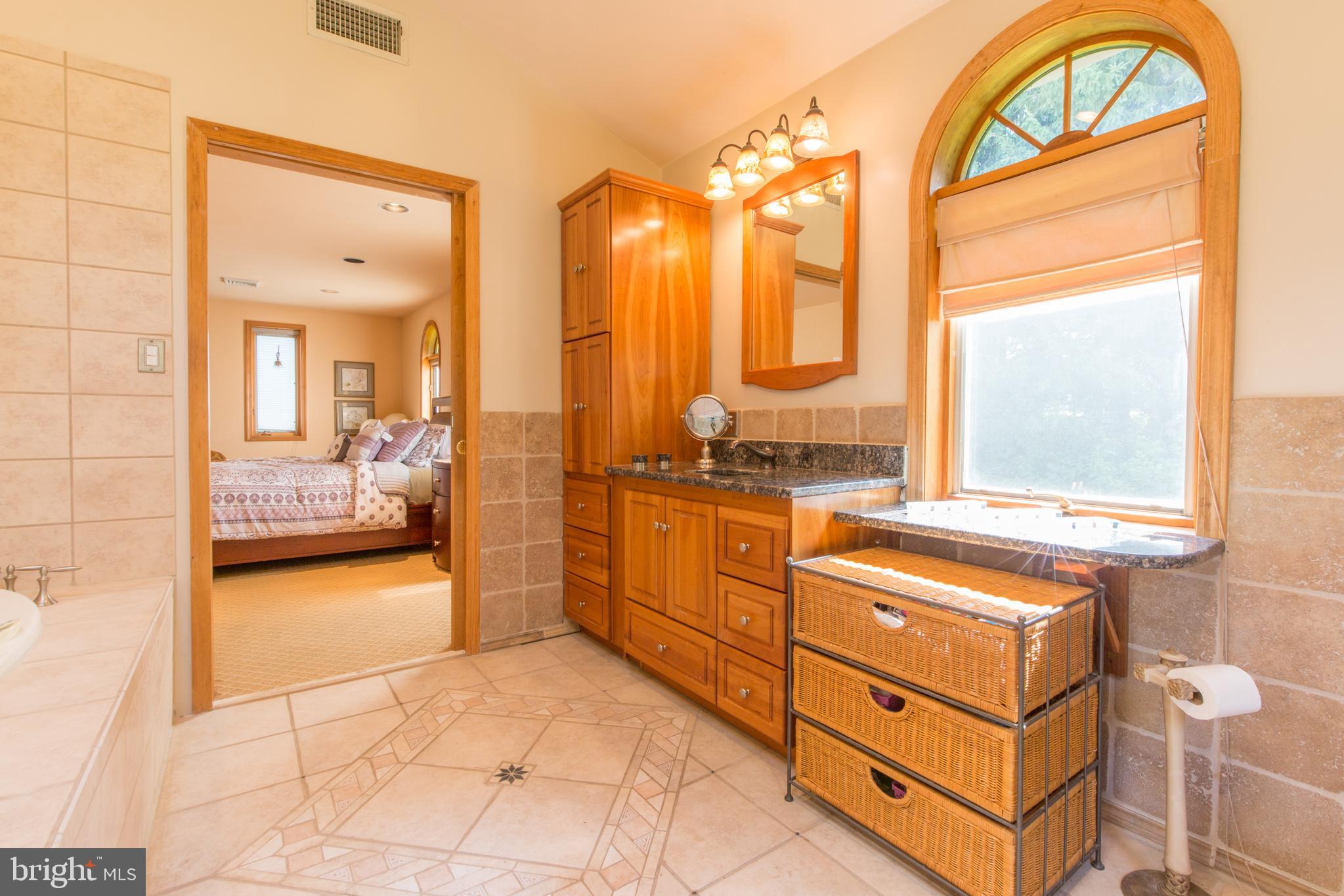 1105 Edgewood Road Yardley, PA 19067 - Photo 22 of 29 Gallery Image 22