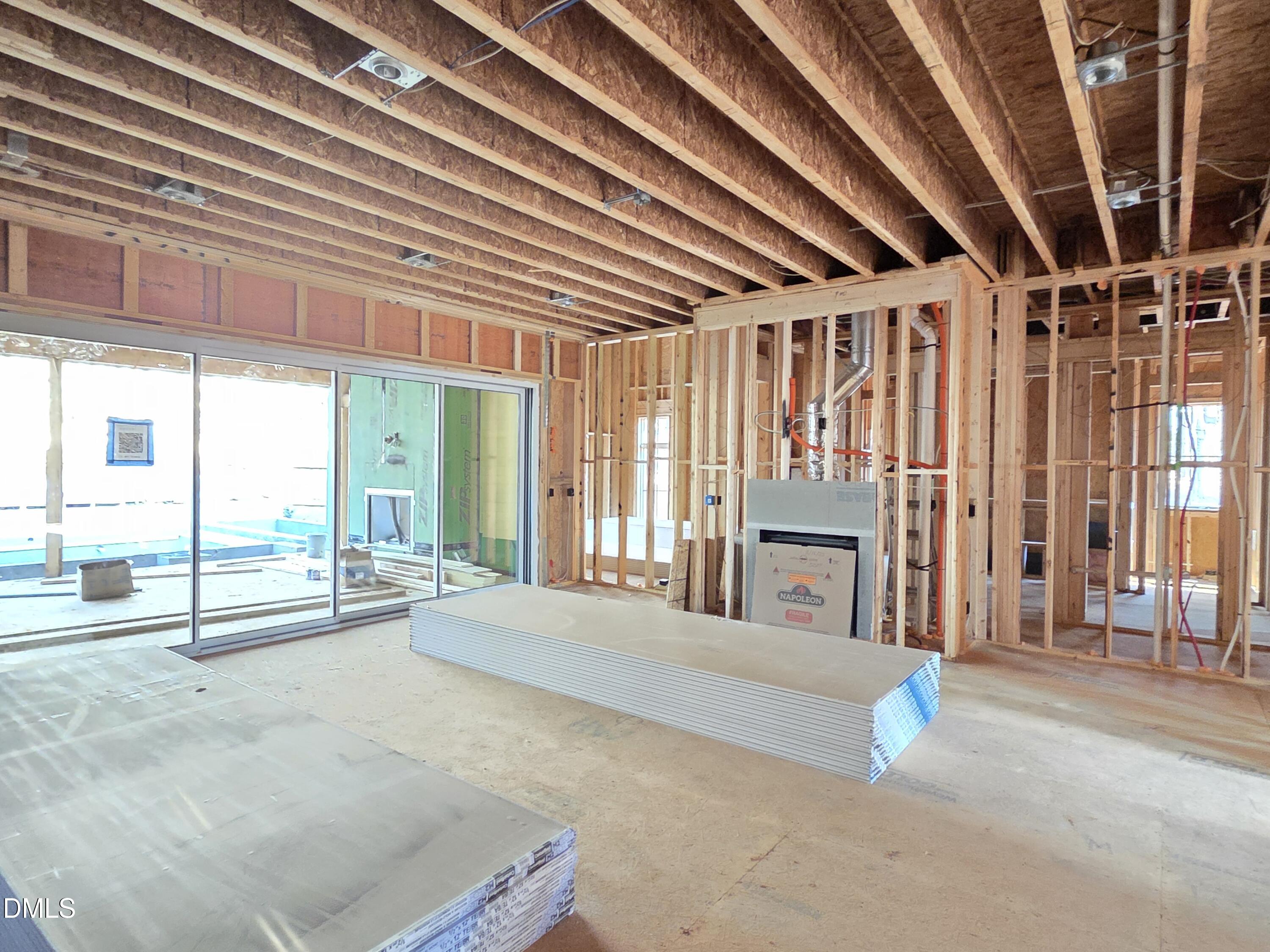 6448 Sanctuary Falls Drive Raleigh, NC 27614 - Photo 10 of 40 2026-01-04 15.19.48