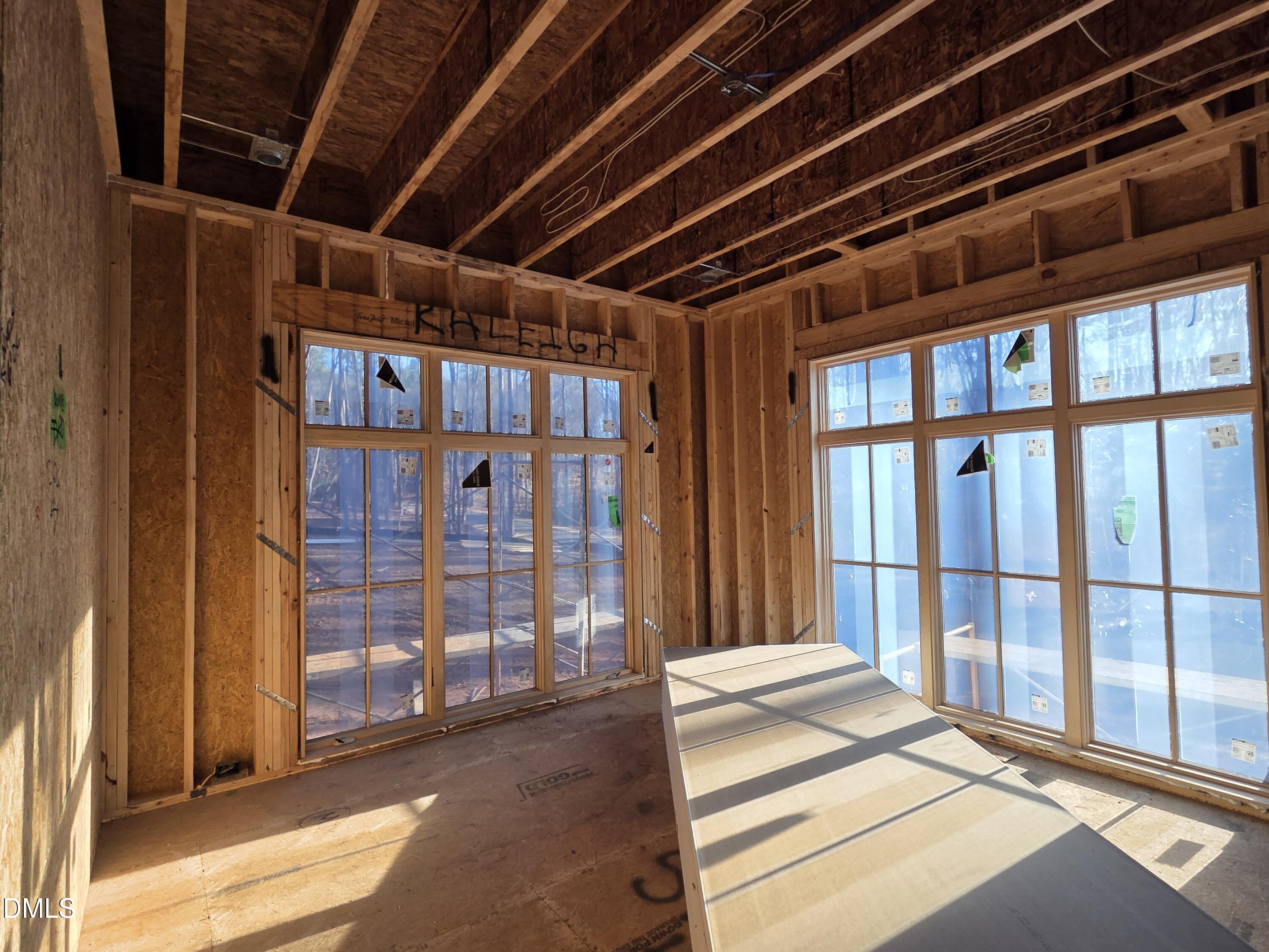 6448 Sanctuary Falls Drive Raleigh, NC 27614 - Photo 13 of 40 2026-01-04 15.21.23