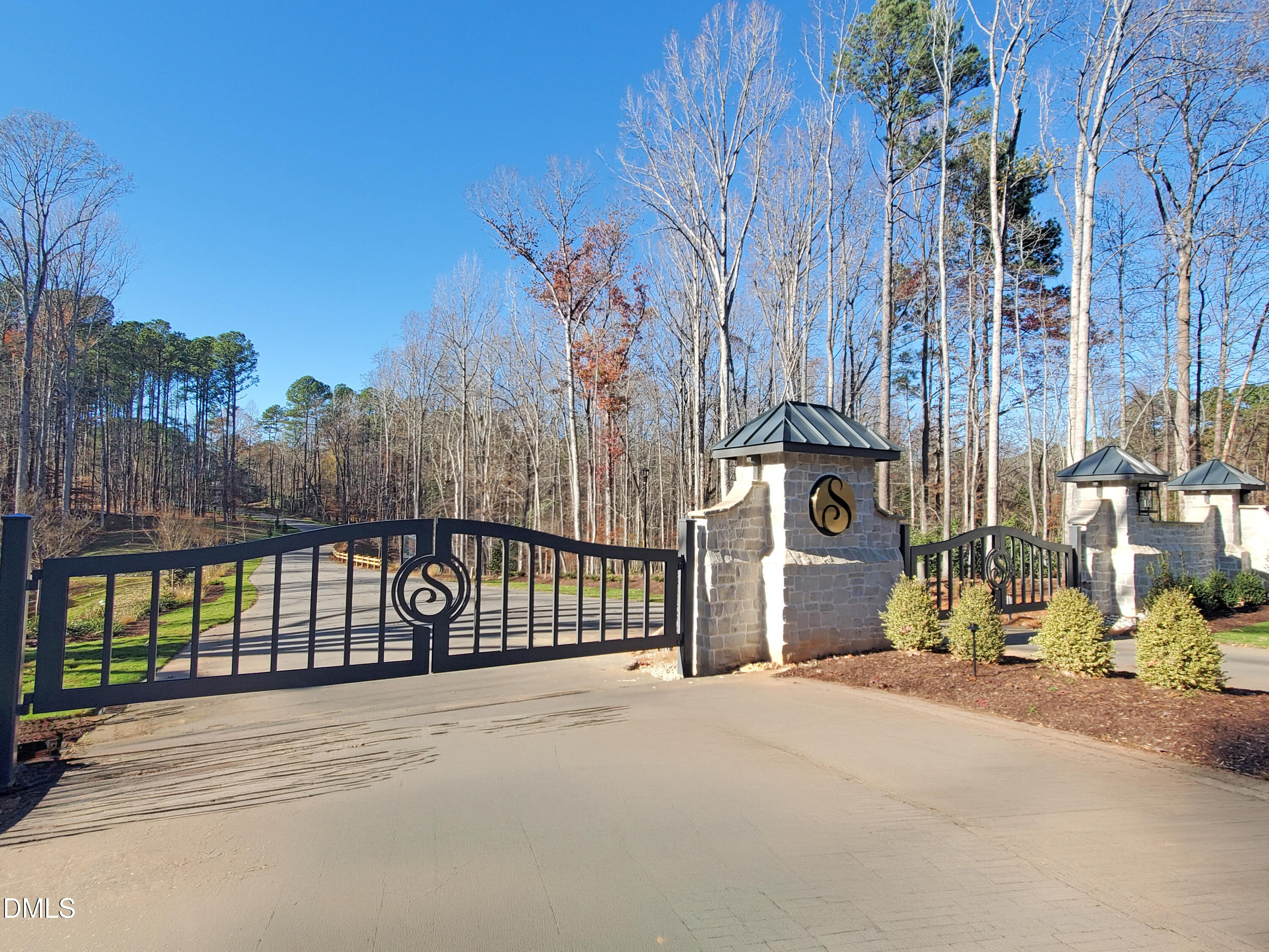 6448 Sanctuary Falls Drive Raleigh, NC 27614 - Photo 36 of 43 20251123_135015