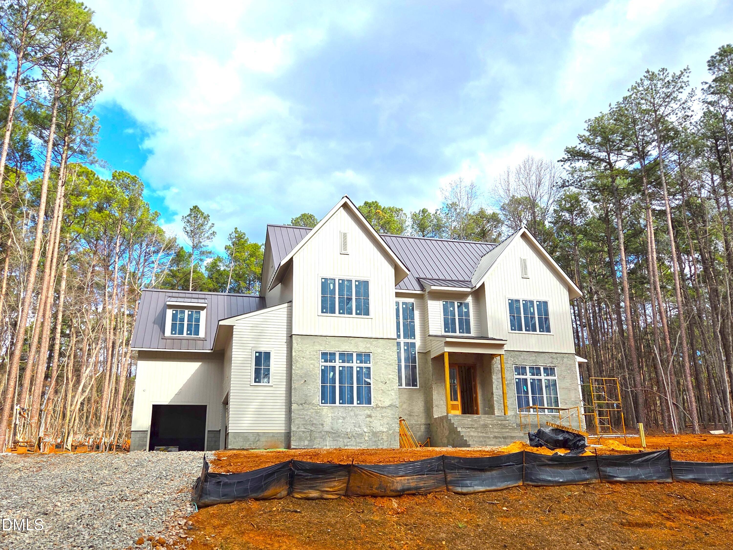 6448 Sanctuary Falls Drive Raleigh, NC 27614 - Photo 5 of 40 2026-01-11 13.00.31