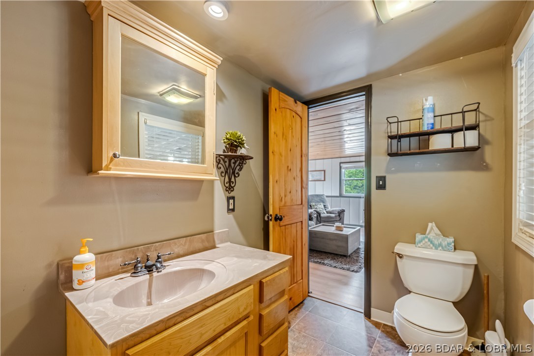 28251 Shore Road Warsaw, MO 65355 - Photo 49 of 51 Gallery Image 49
