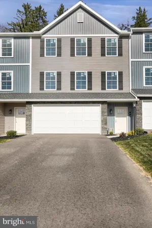 $347,900 | 88 Limerick Lane, Selinsgrove, PA 17870