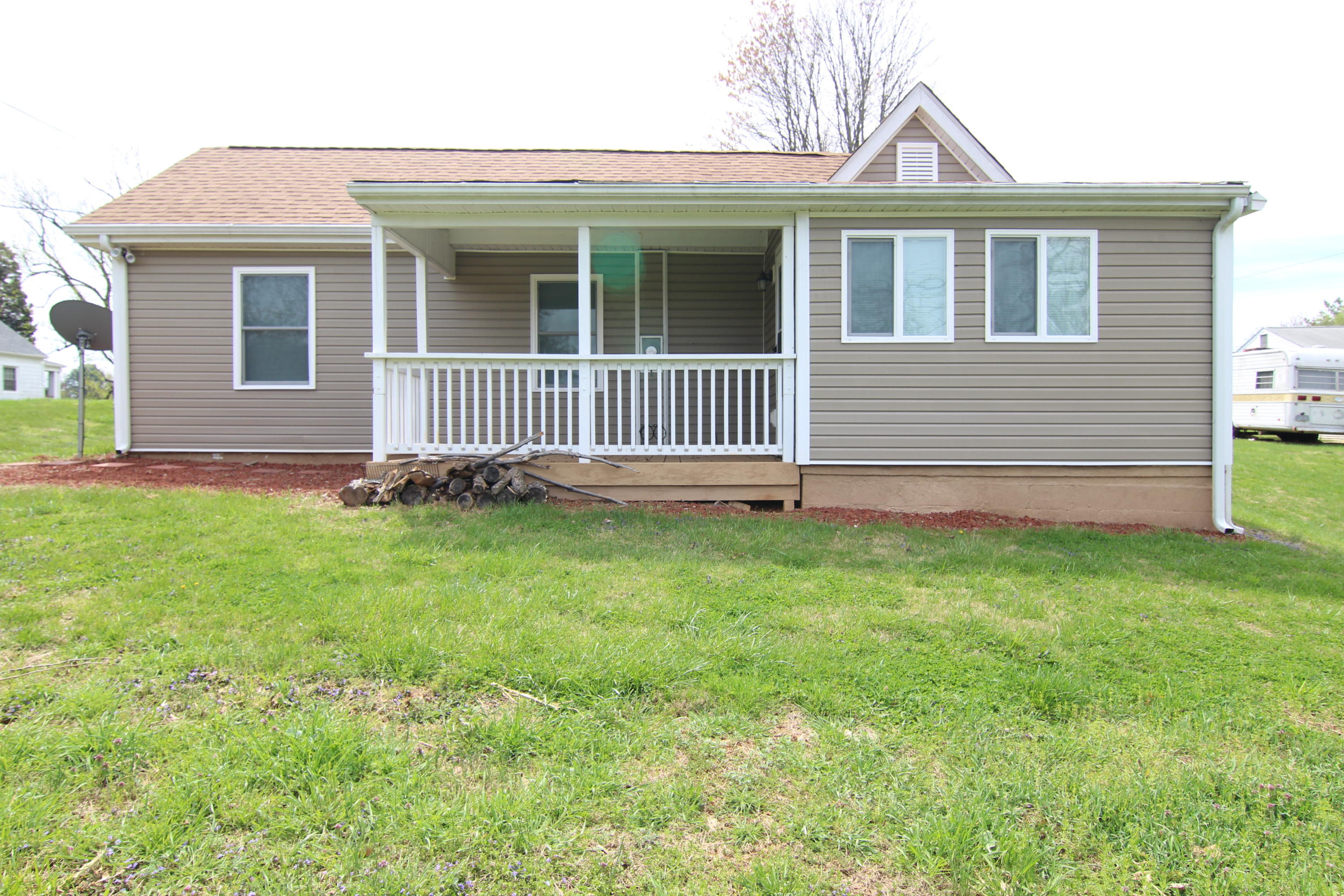 5131 Florist Road Roanoke, VA 24012 - Photo 21 of 24 Brads camera 107
