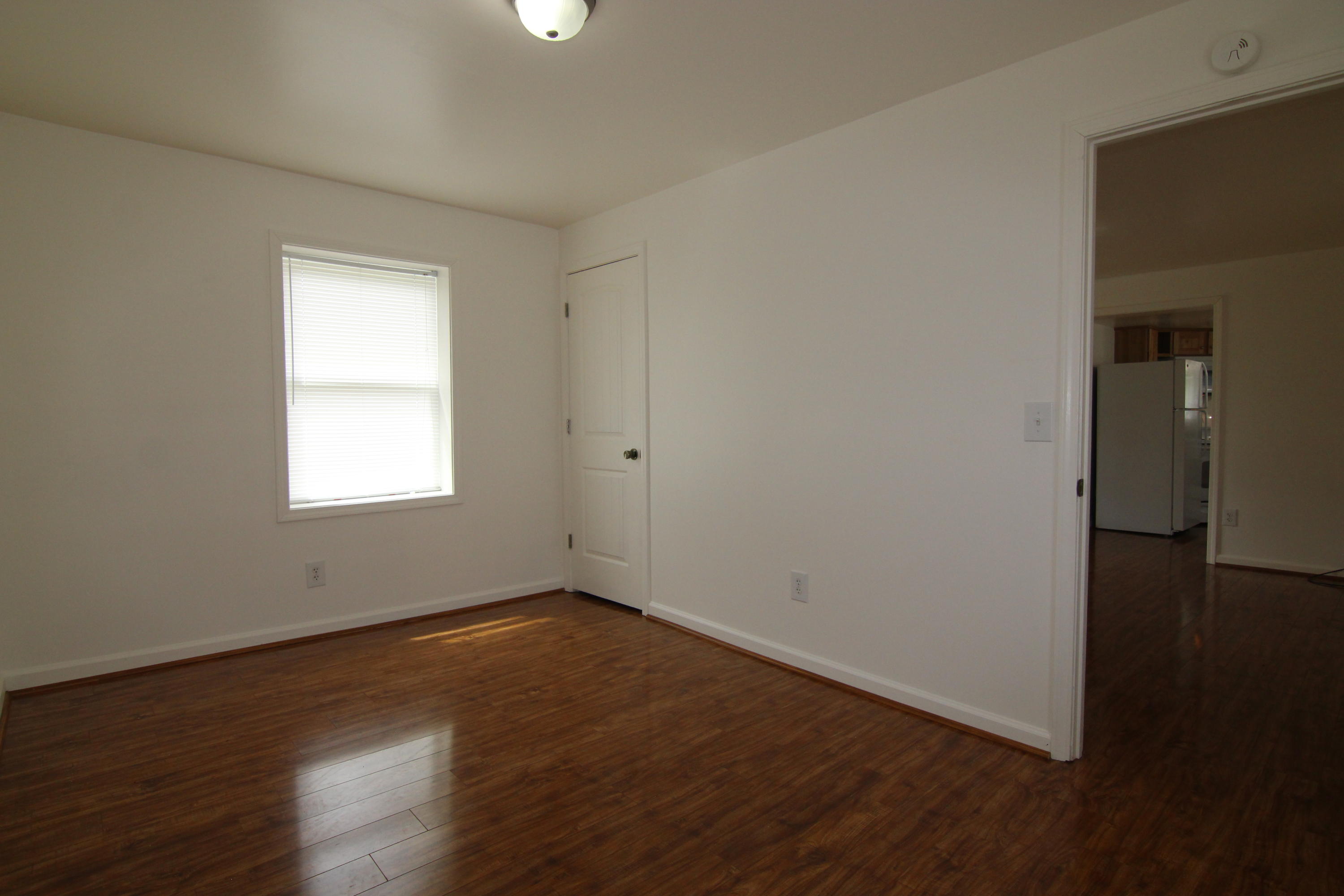 5131 Florist Road Roanoke, VA 24012 - Photo 8 of 24 Brads camera 092