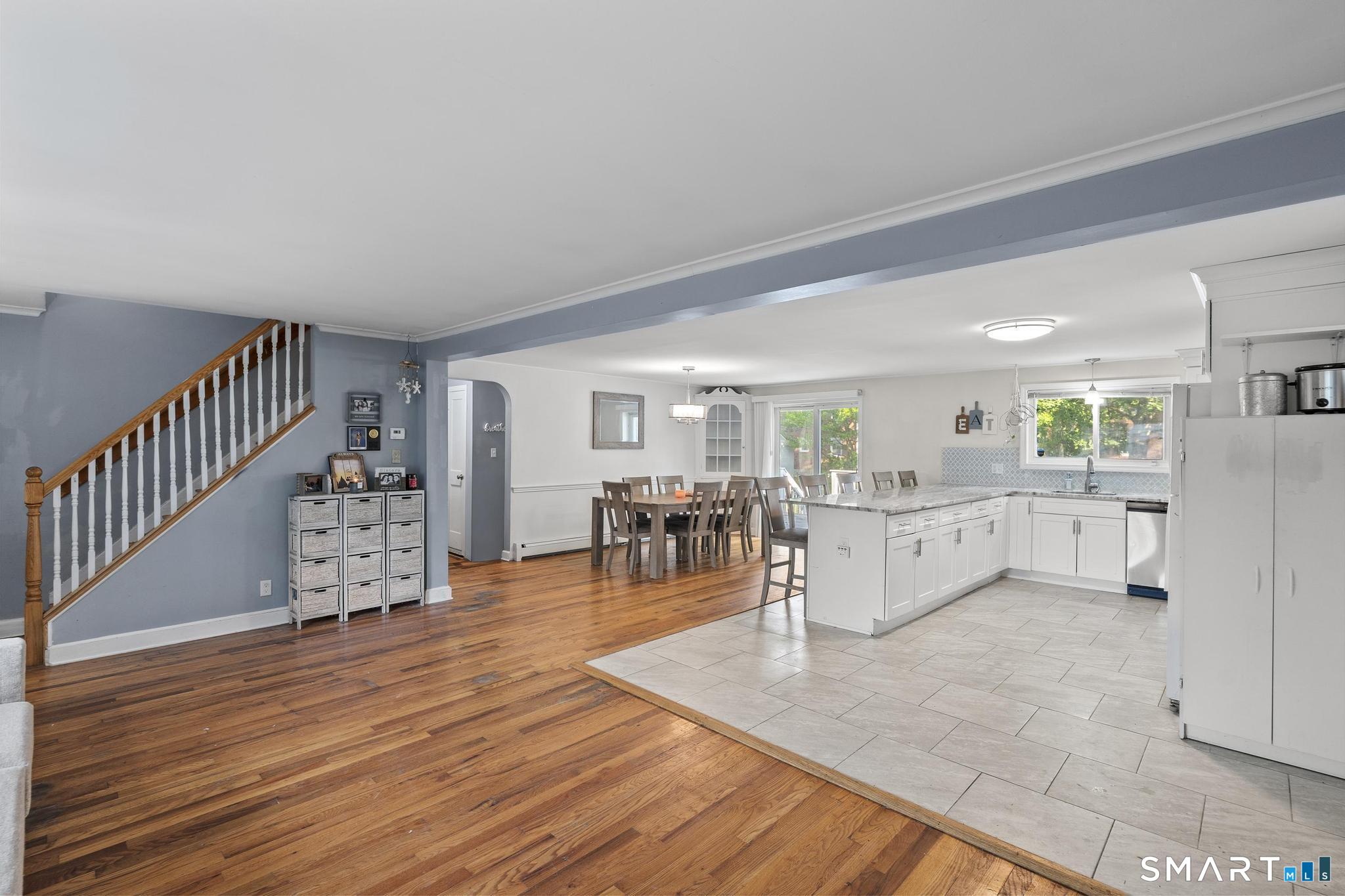 81 Belcher Road Wethersfield, CT 06109 - Photo 4 of 18