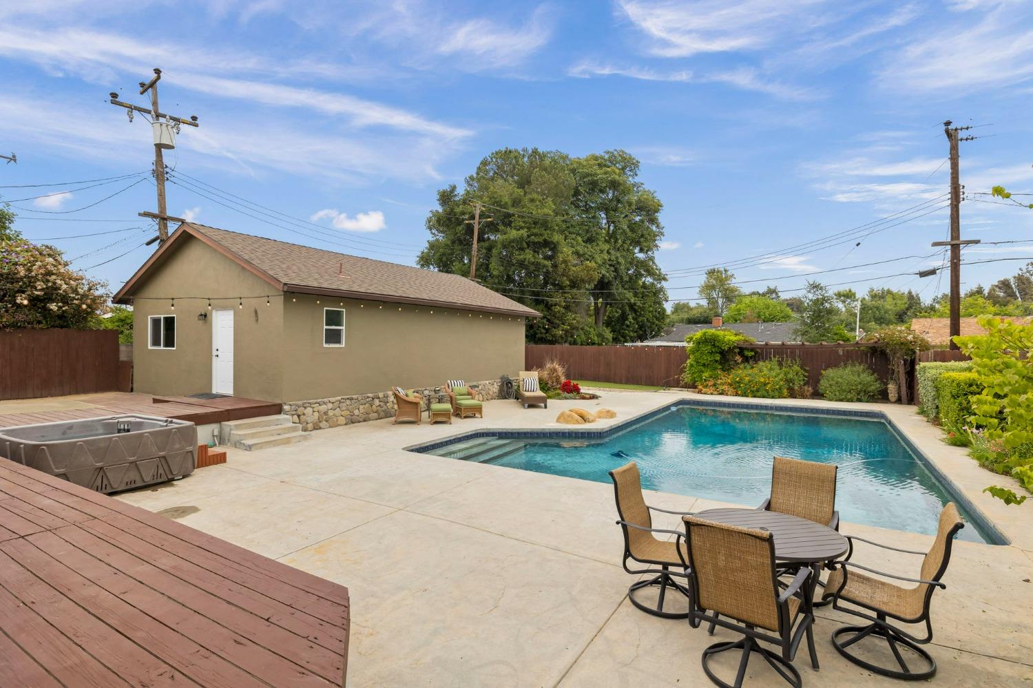 310 South Carrillo Road Ojai, CA 93023 - Photo 22 of 42 Gallery Image 22