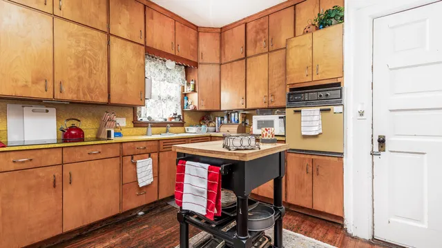 $229,900 | 75 West Pine Street, Platteville, WI 53818