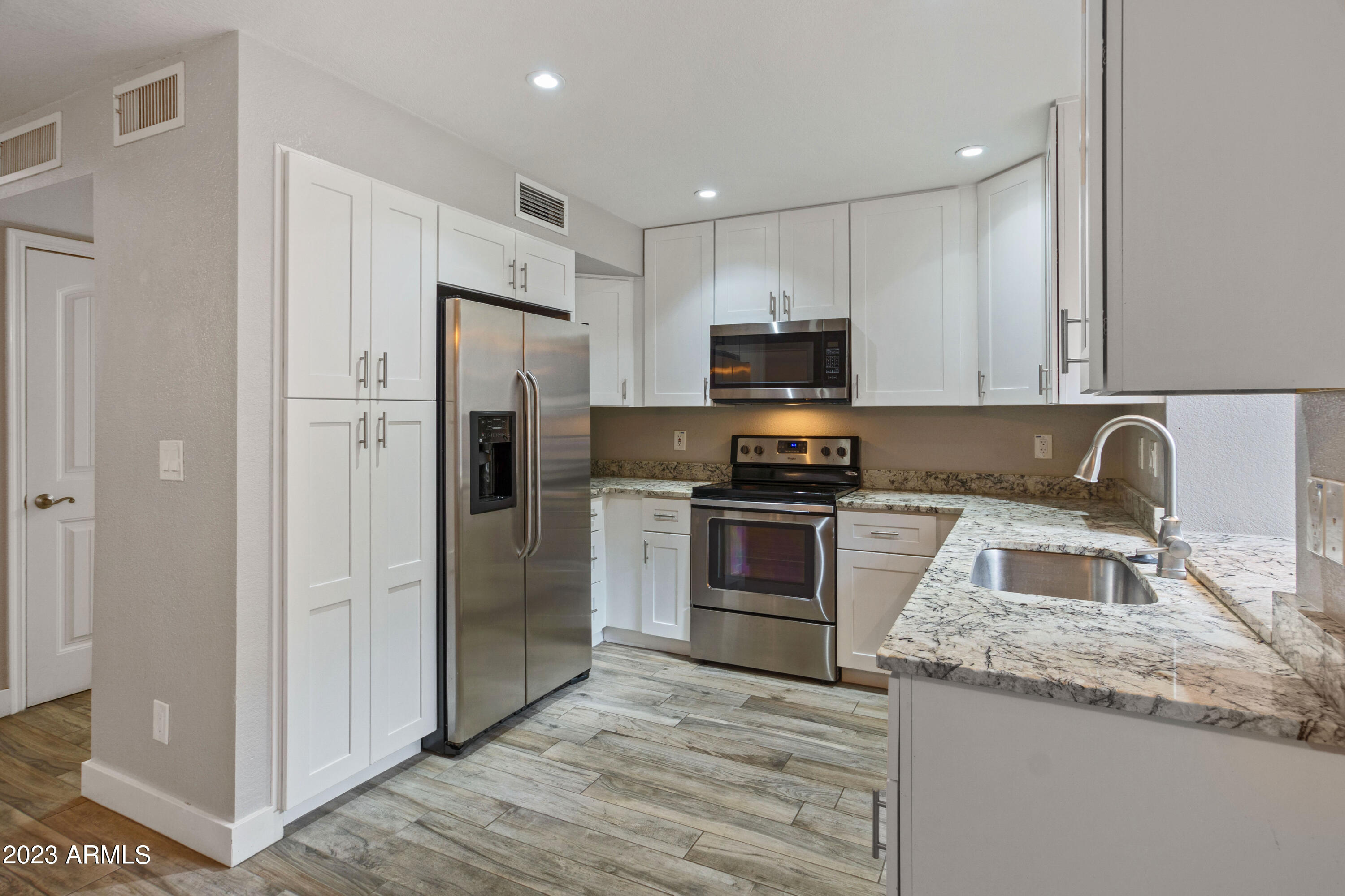 2834 South Ext Road, Unit 1051 Mesa, AZ 85210 - Photo 11 of 25 82411-033