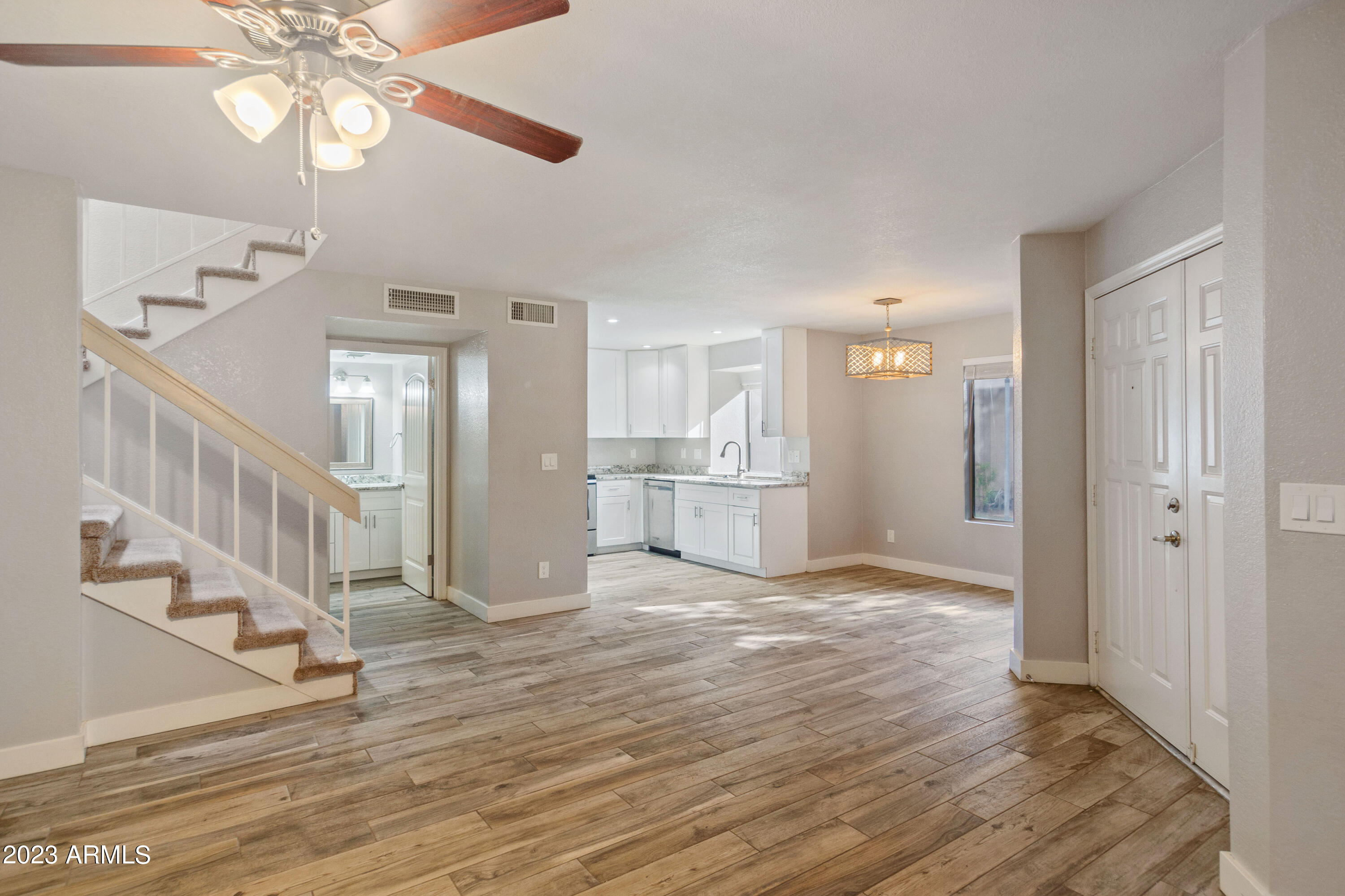 2834 South Ext Road, Unit 1051 Mesa, AZ 85210 - Photo 2 of 25 82411-006