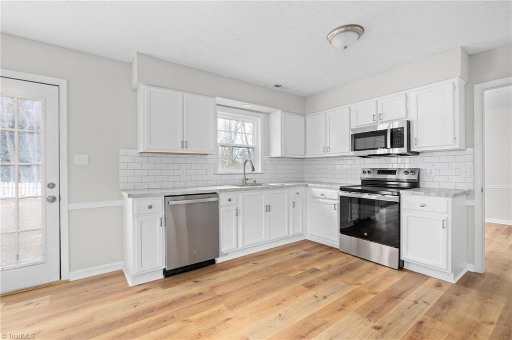 544 Covington Ridge Road Winston-Salem, NC 27107 - Photo 13 of 31