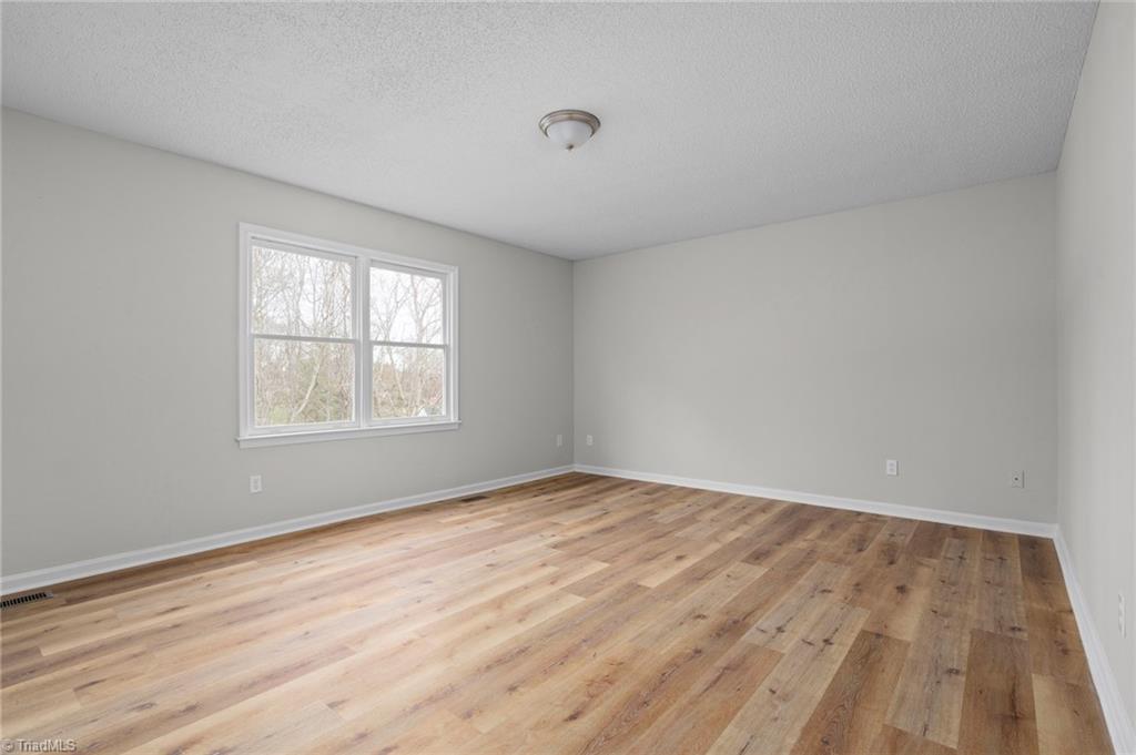 544 Covington Ridge Road Winston-Salem, NC 27107 - Photo 24 of 31