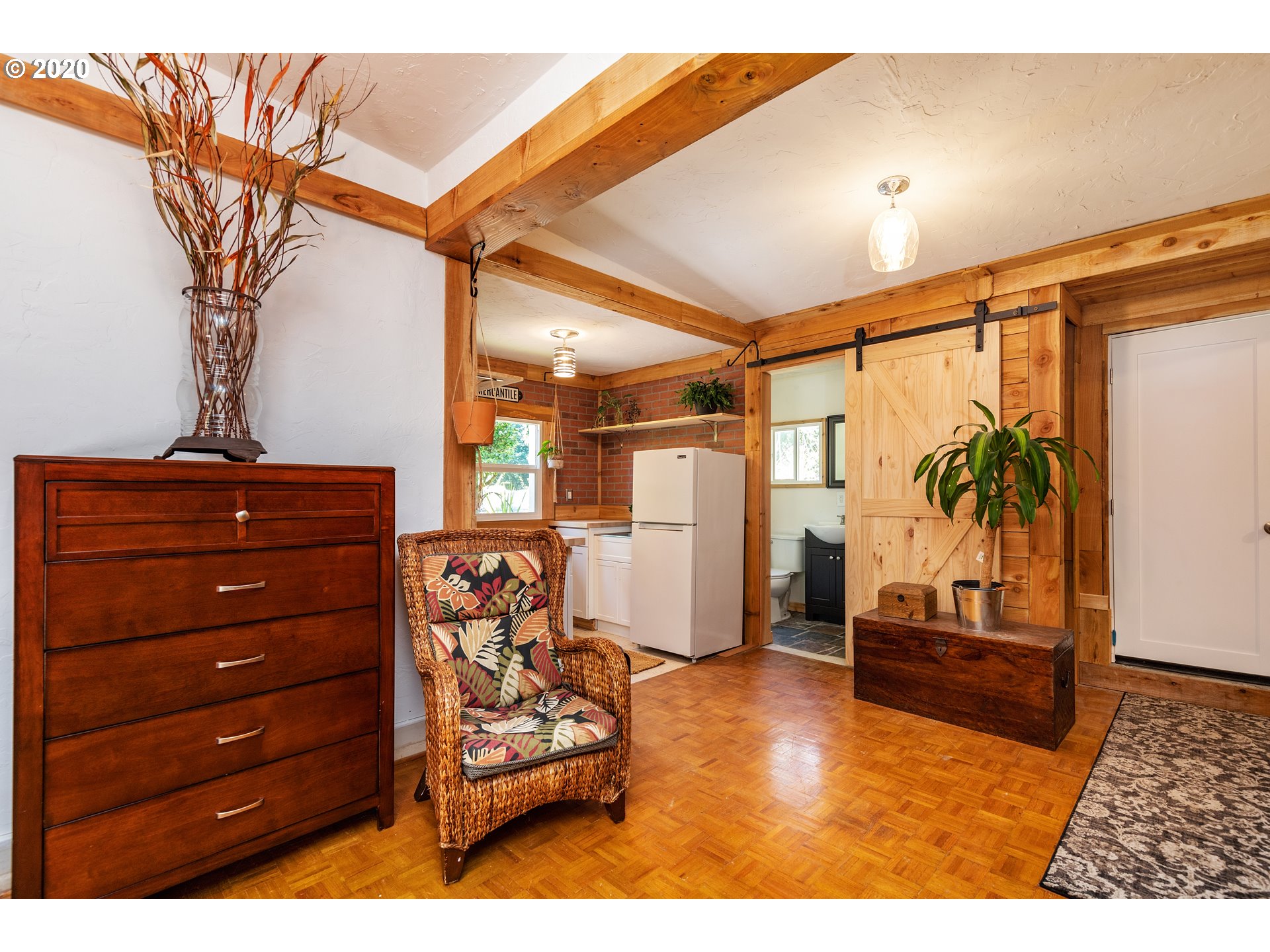 6009 Southwest Taylors Ferry Road Portland, OR 97219 - Photo 22 of 31 Gallery Image 22