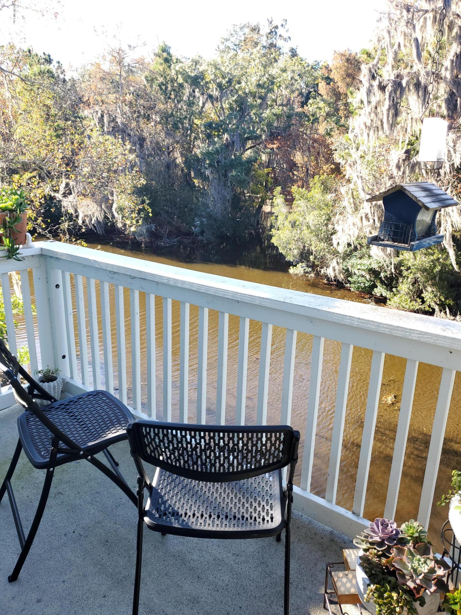 5462 Stanford Road Jacksonville, FL 32207 - Photo 13 of 36 Main Level Balcony