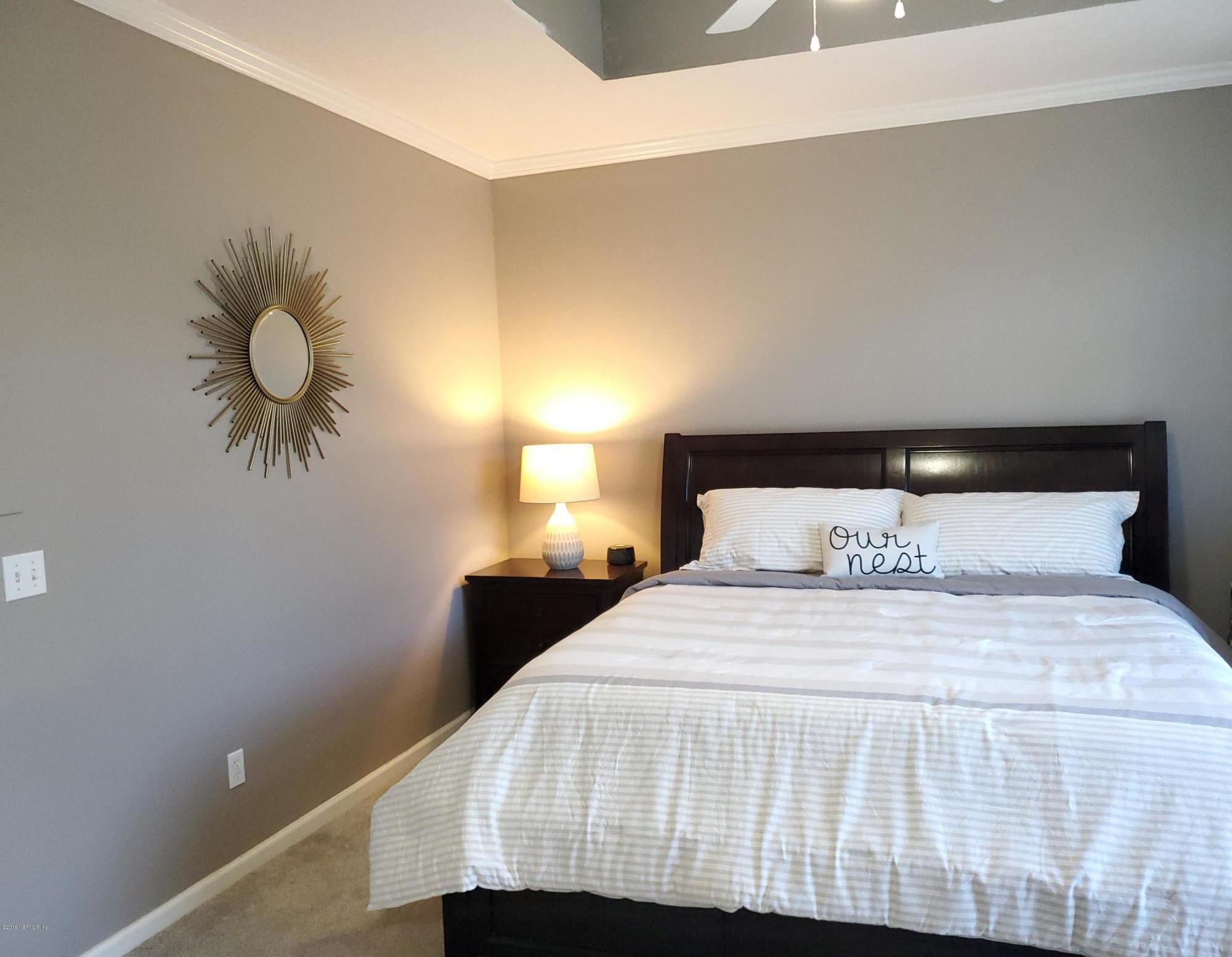 5462 Stanford Road Jacksonville, FL 32207 - Photo 17 of 36 Master Suite