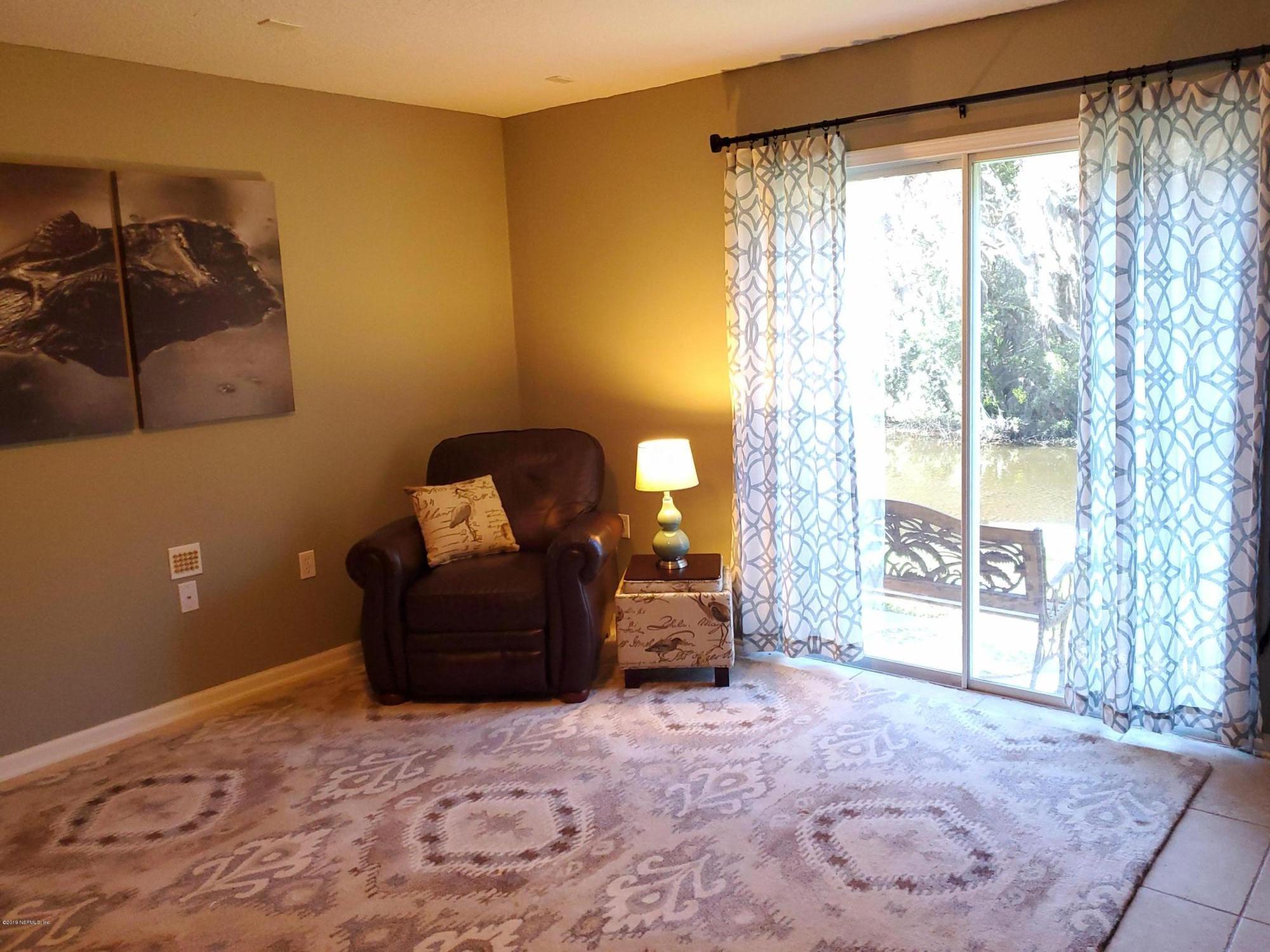 5462 Stanford Road Jacksonville, FL 32207 - Photo 30 of 36 1/1 Guest Suite Living Room/Den/Gameroom