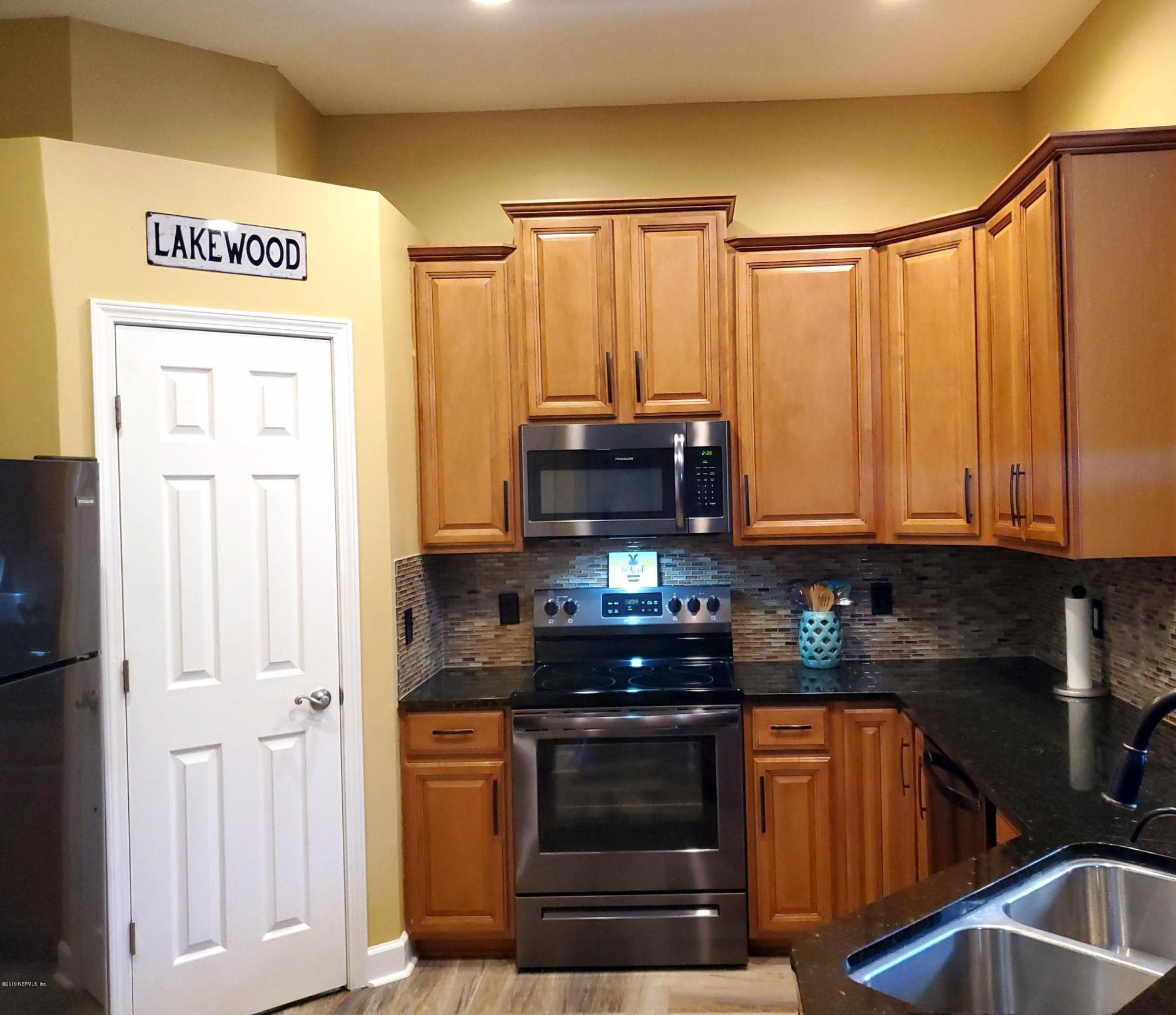 5462 Stanford Road Jacksonville, FL 32207 - Photo 9 of 36 Kitchen