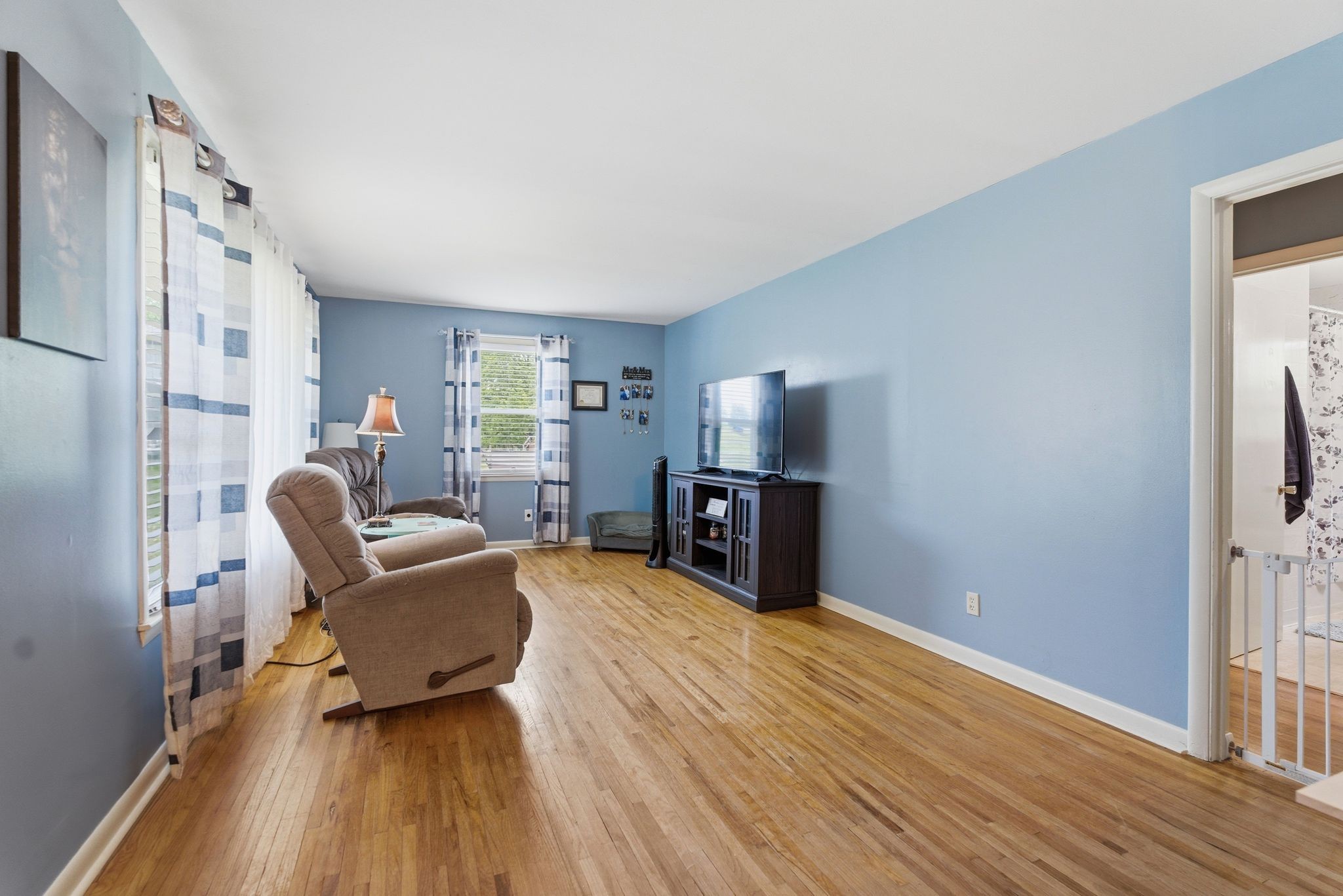 1313 Raby Avenue Shelbyville, TN 37160 - Photo 5 of 33