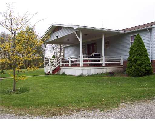 252 State Line Road Darlington, PA 16115 - Photo 11 of 13 Exterior Back.