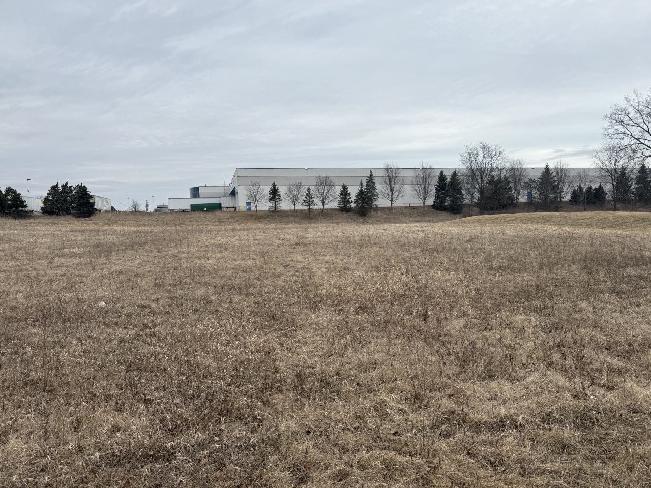 5660 West Oakwood Road Franklin, WI 53132 - Photo 3 of 4 Option to add an outbuilding