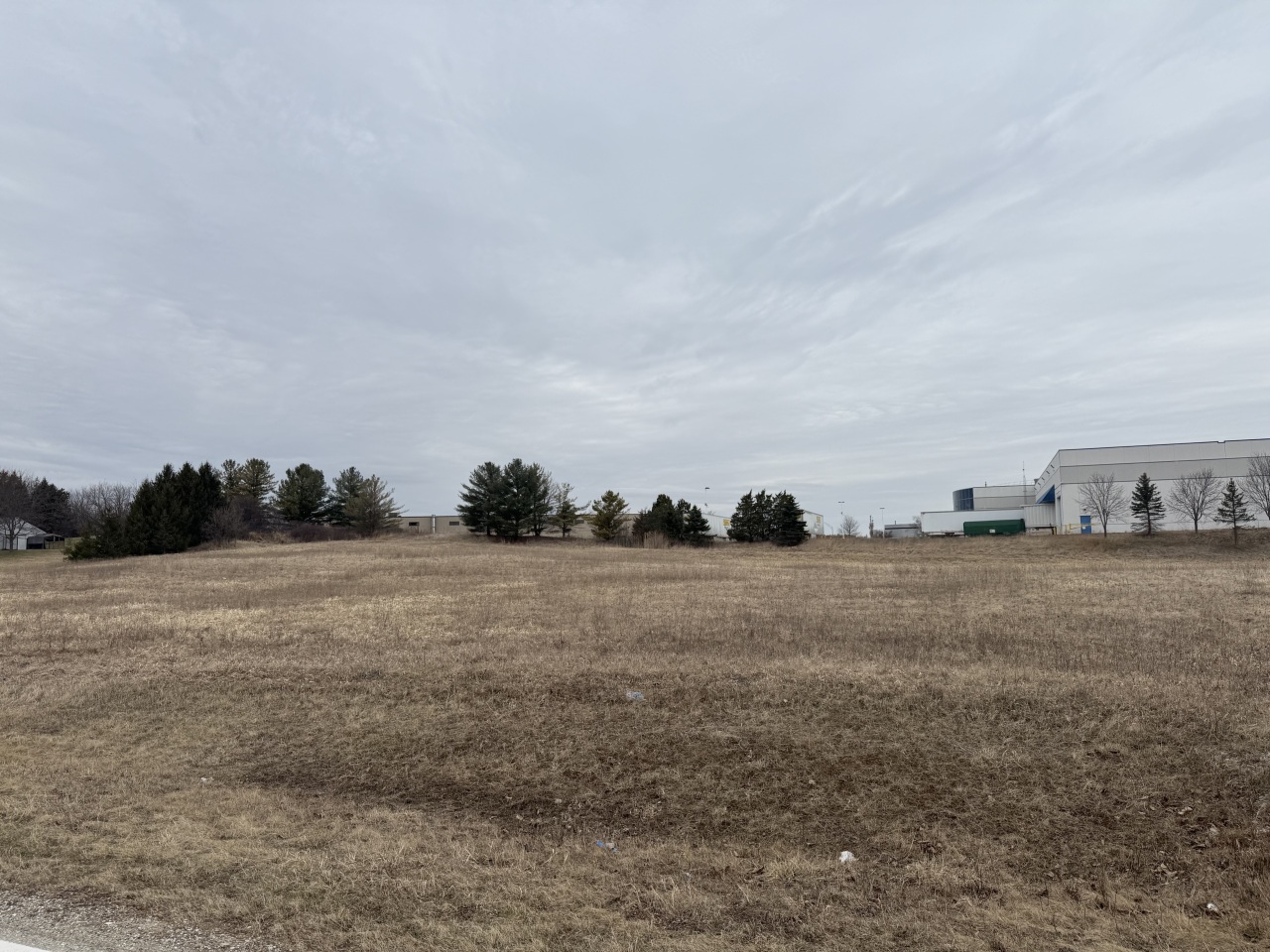 5660 West Oakwood Road Franklin, WI 53132 - Photo 4 of 4 Great location