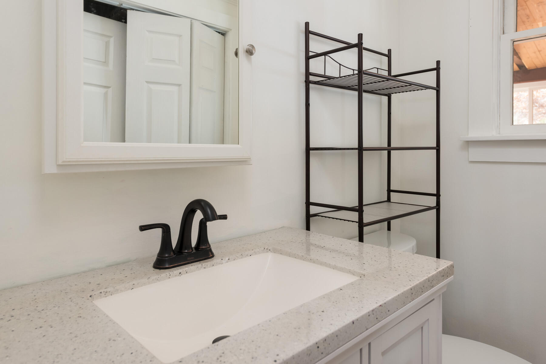 19 Meredith Road Forestdale, MA 02644 - Photo 17 of 36 19Meredith121