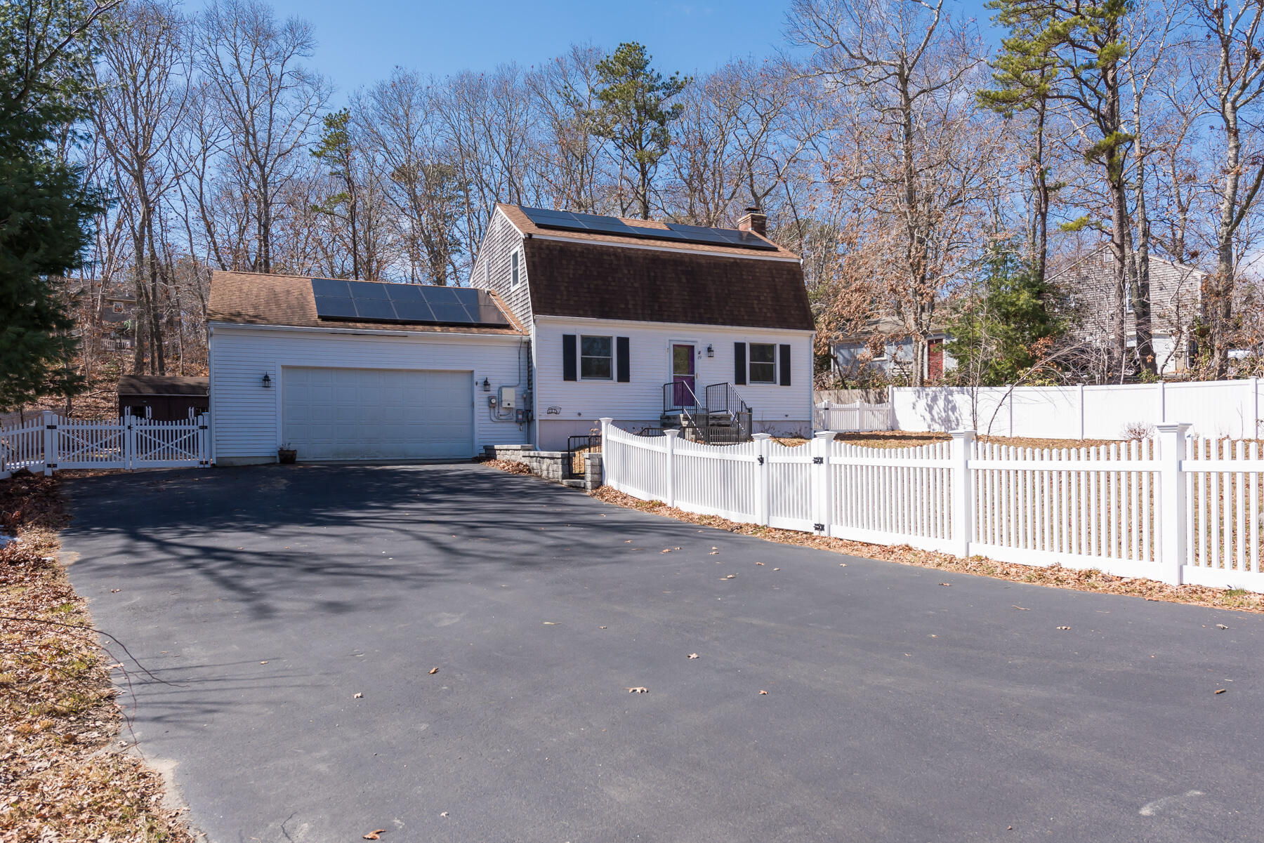 19 Meredith Road Forestdale, MA 02644 - Photo 2 of 36 19Meredith101