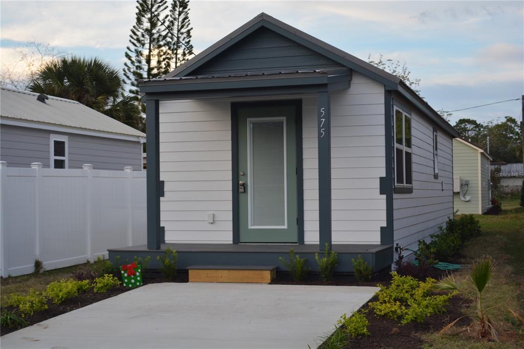 575 2nd Street Oviedo, FL 32765 - Photo 1 of 22