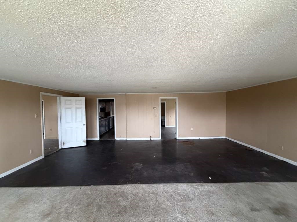 608 East Lee Street Rotan, TX 79546 - Photo 2 of 10