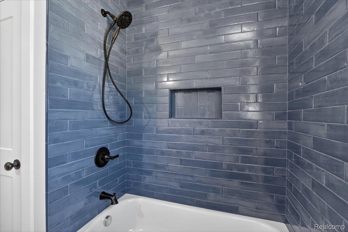 4060 Metamora Ridge Road Metamora, MI 48455 - Photo 31 of 66 31-2026.05.30_ACloutier_4080MetamoraRidgeMM156.jpg